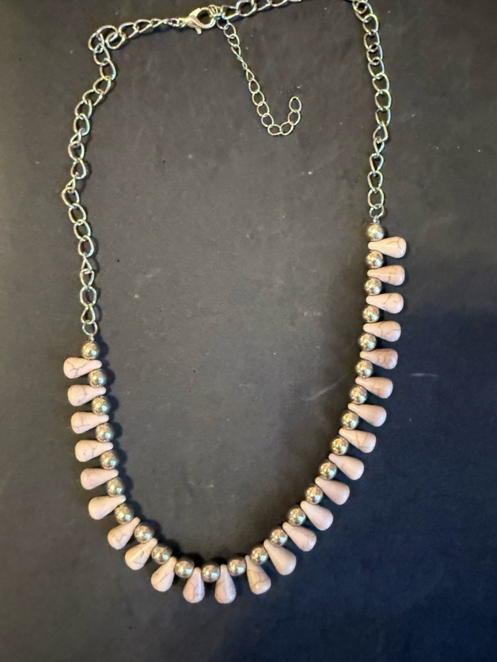 Elegant Beige Crackle Teardrop Bead Necklace - Women Jewelry
